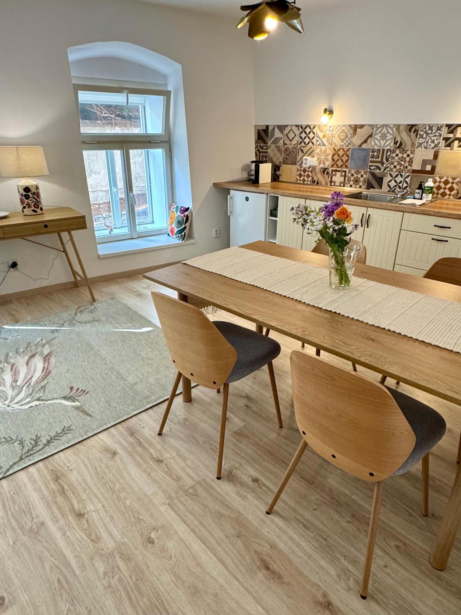 Apartman Na Bidylku - On The Perch Apartment Tábor Exteriör bild
